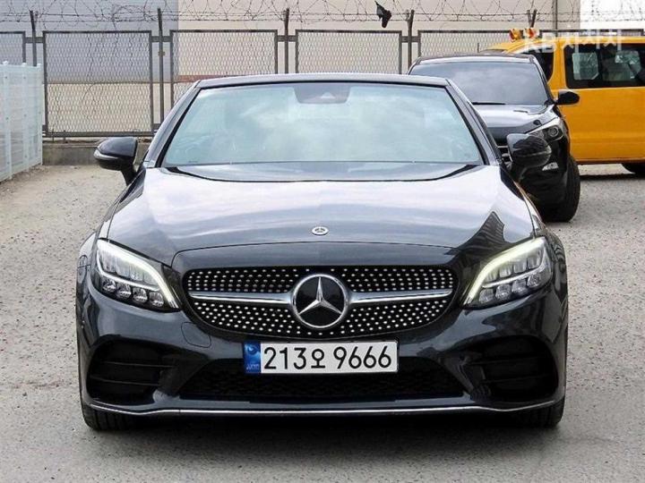 Mercedes-Benz C-Class C200 Cabriolet 6