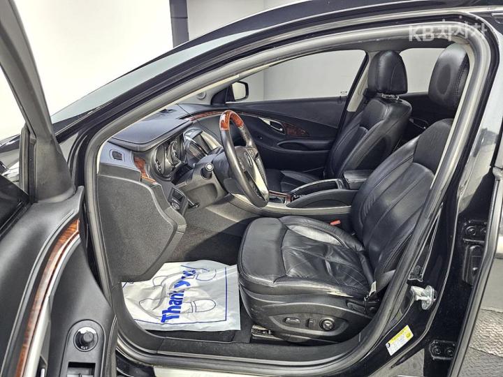 Chevrolet Alpheon CL240 Premium 9