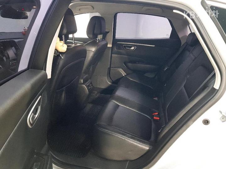 Renault SM6 1.5 dCi SE 9