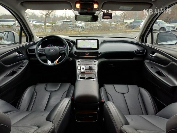 Hyundai Santa Fe TM Hybrid 1.6 HEV 2WD Exclusive 9