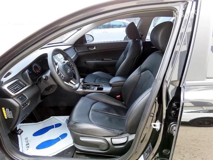 Kia K5 2.0 LPI Prestige 6