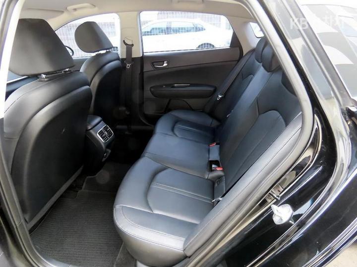 Kia K5 2.0 LPI Prestige 7