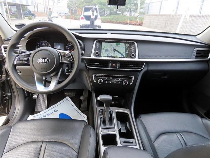 Kia K5 2.0 LPI Prestige 8