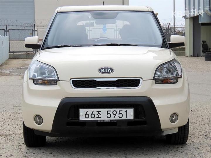 Kia Soul 1.6 Smart Base Type