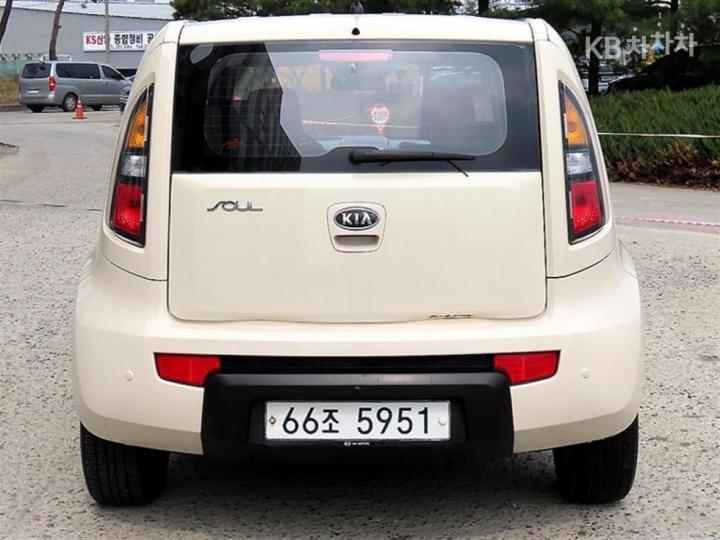 Kia Soul 1.6 Smart Base Type 5