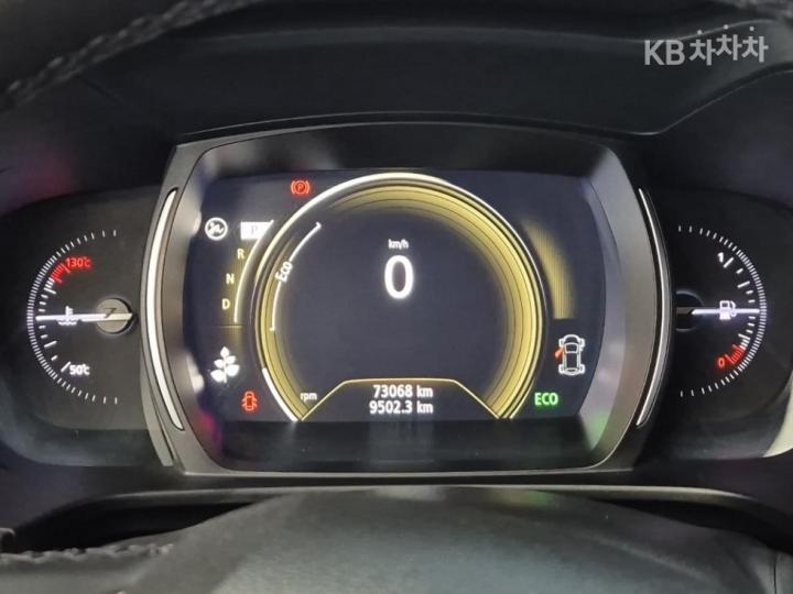 Renault QM6 2.0 LPe 2WD LE 7