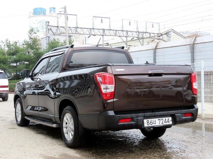 KG Mobility (Ssangyong) Rexton Sport Khan 2.2 Diesel Power Leaf 4WD Prestige 4