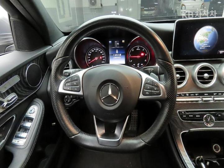 Mercedes-Benz C-Class C250 d 4MATIC 8