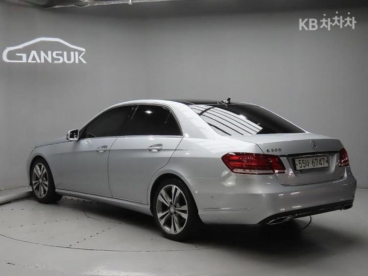 Mercedes-Benz E-Class New E300 Avantgarde W212 2009-2013 4