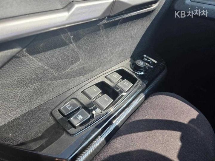 KG Mobility (Ssangyong) Actyon J120 AWD S9 Base Type 9