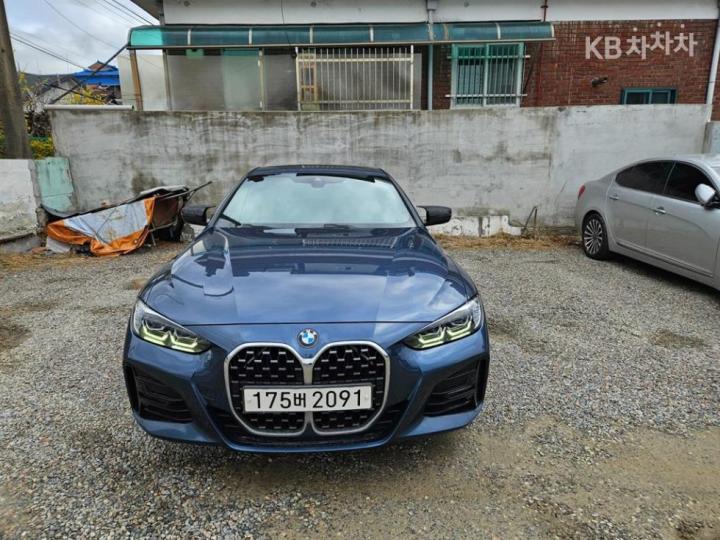 BMW 4 Series G22 420i Coupe M Sport 2