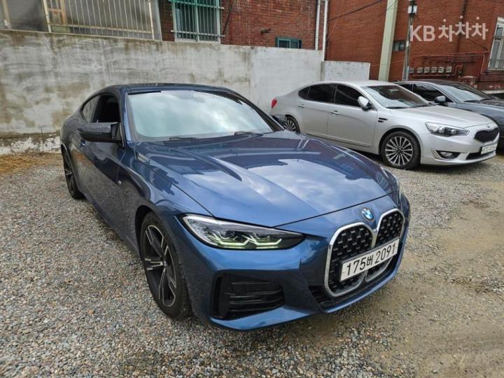 BMW 4 Series G22 420i Coupe M Sport 3