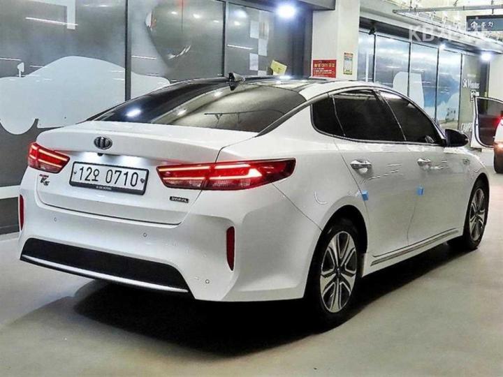 Kia K5 Hybrid 2.0 Noblesse 5