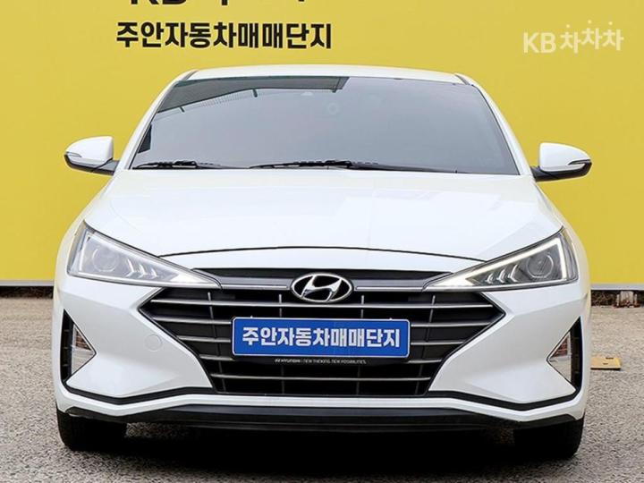 Hyundai Avante AD 1.6 Diesel Style