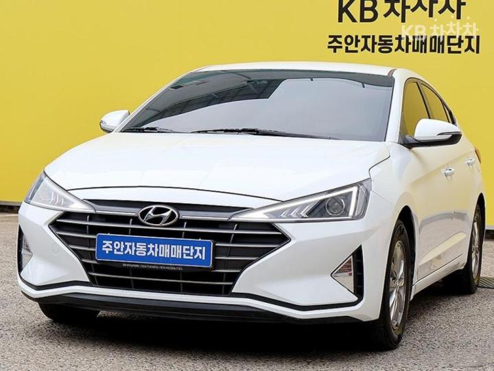 Hyundai Avante AD 1.6 Diesel Style 3