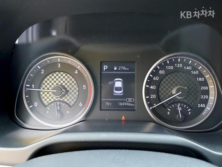 Hyundai Avante AD 1.6 Diesel Style 7