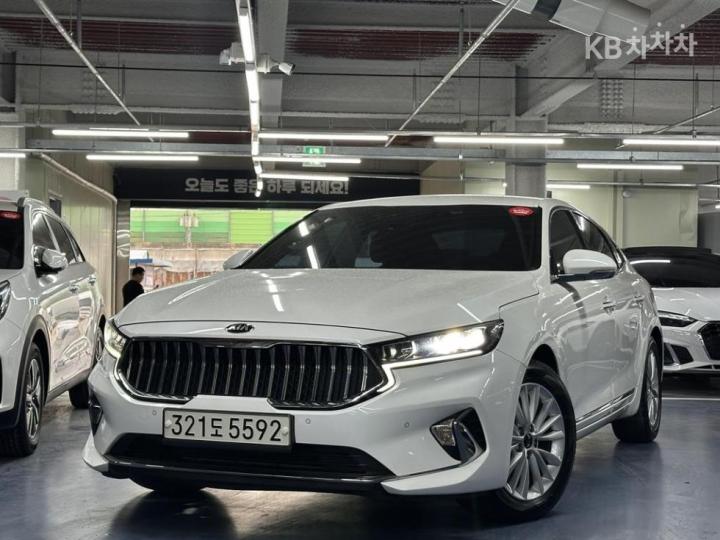 Kia K7 3.0 LPi 렌터카 — foto 1
