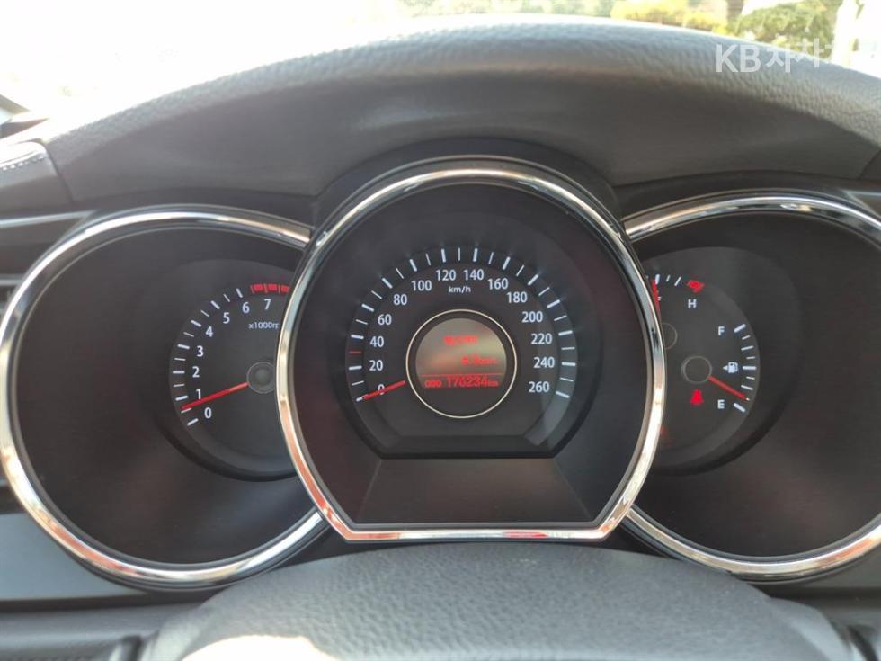 2011 - kia k5