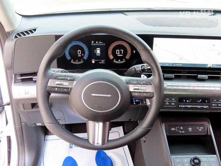 Hyundai Kona The SX2 1.6 Gasoline Turbo 2WD Premium 9