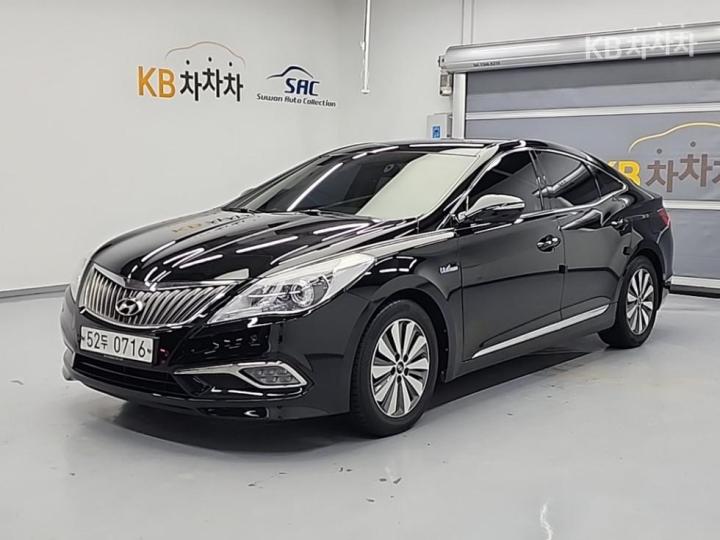 Hyundai Grandeur Hybrid Premium 2