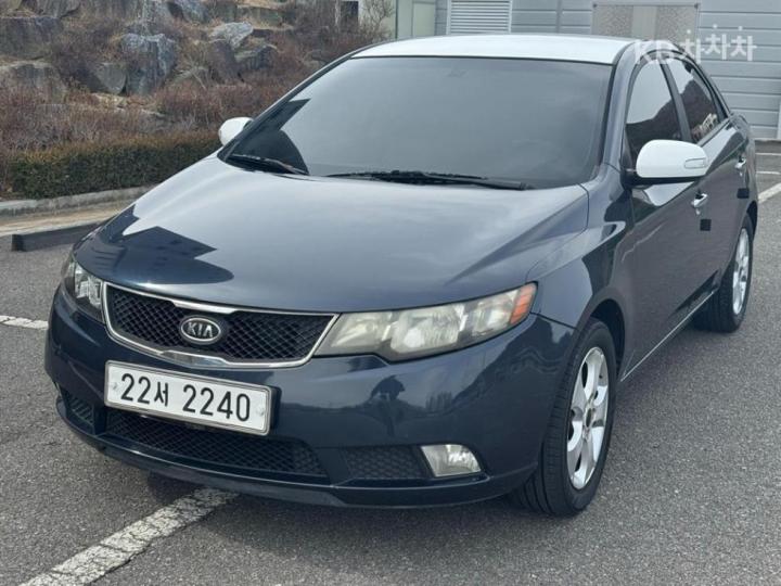 Kia Forte 1.6 CVVT Premium Si Black 3