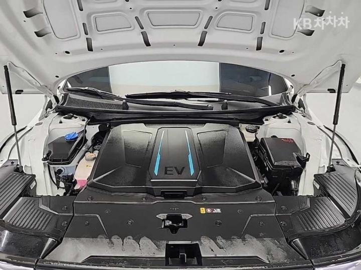 Hyundai IONIQ 5 NE Long Range Prestige 6