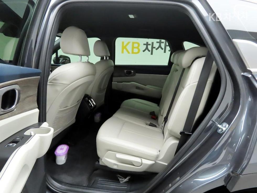 2022 - kia sorento