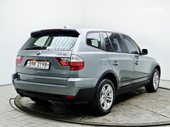 BMW X3 2.0d E83 5