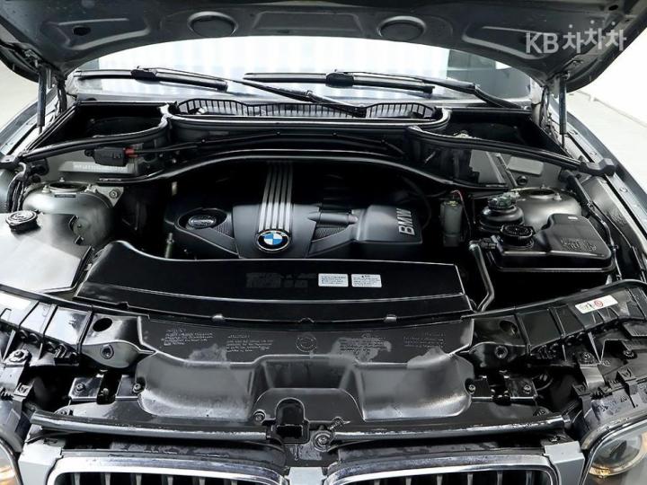 BMW X3 2.0d E83 9