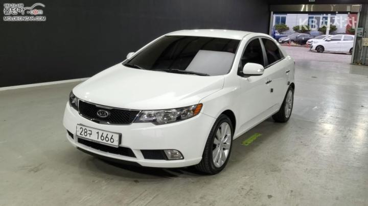 Kia Forte 1.6 CVVT SLi 2