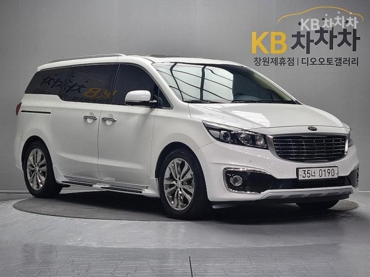 Kia Carnival 2.2 Diesel Noblesse 3