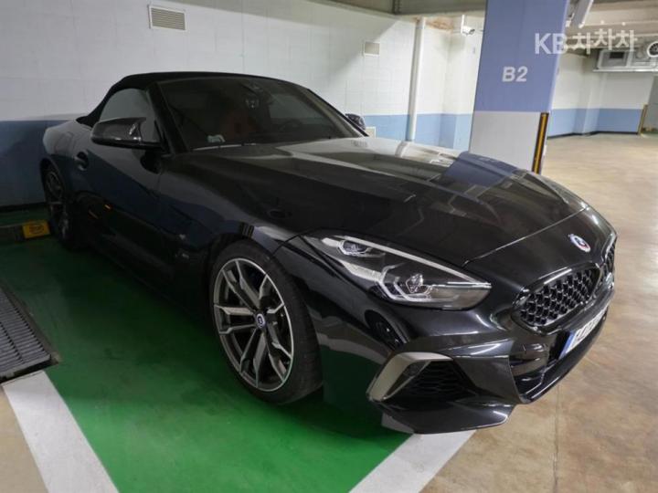 BMW Z4 M40i 4