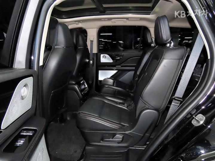 Lincoln Aviator U611 3.0 V6 Reserve 8