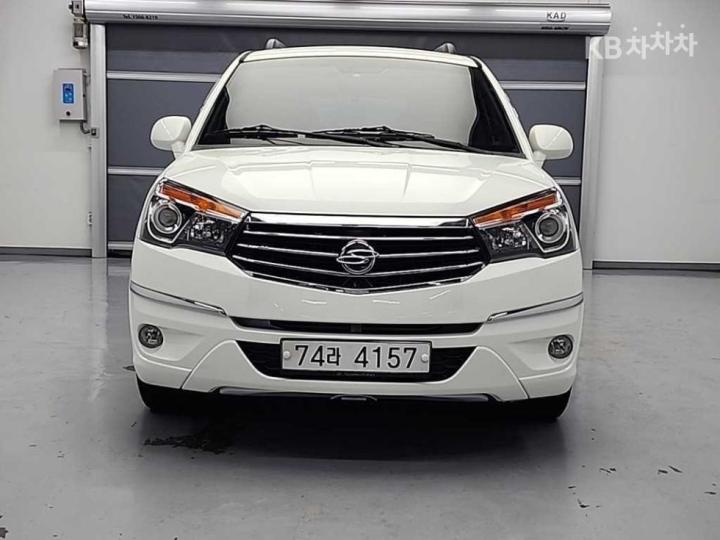 KG Mobility (Ssangyong) Korando Turismo 4WD TX 3