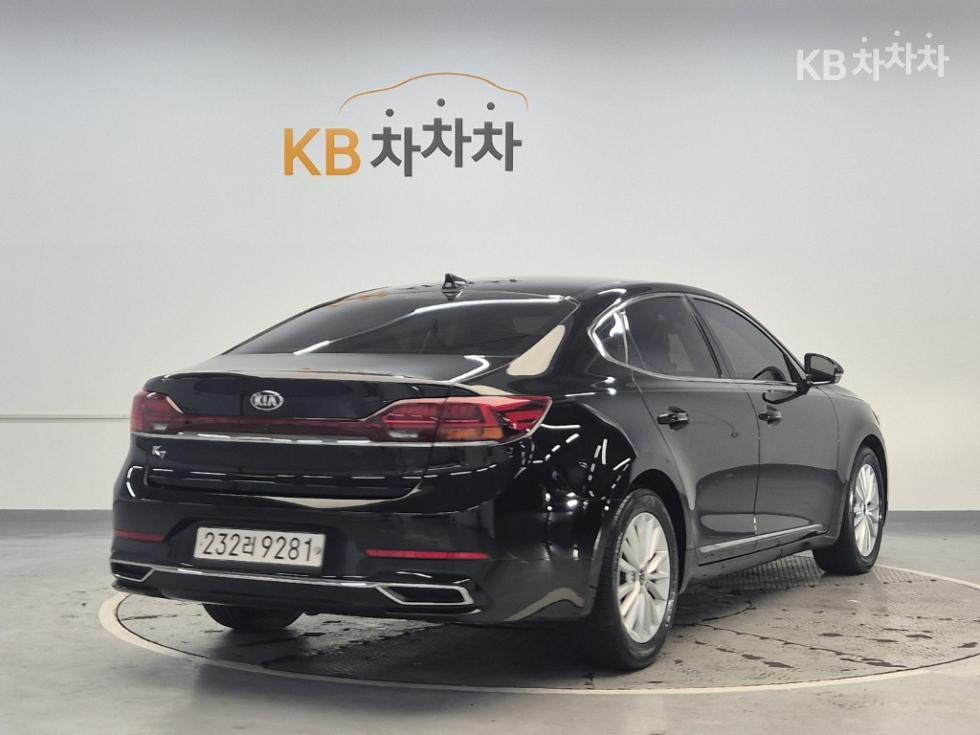 2020 - kia k7