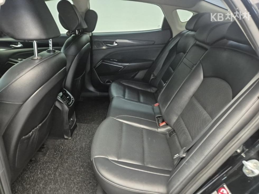 2020 - kia k7