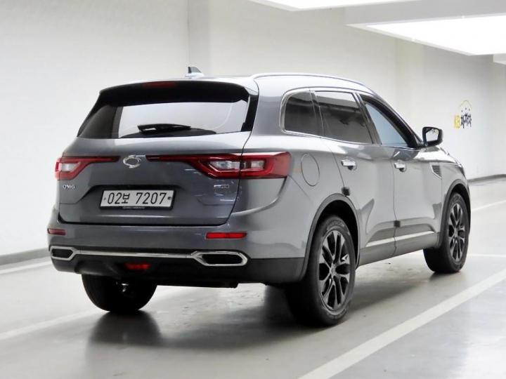 Renault QM6 2.0 4WD RE Signature 5