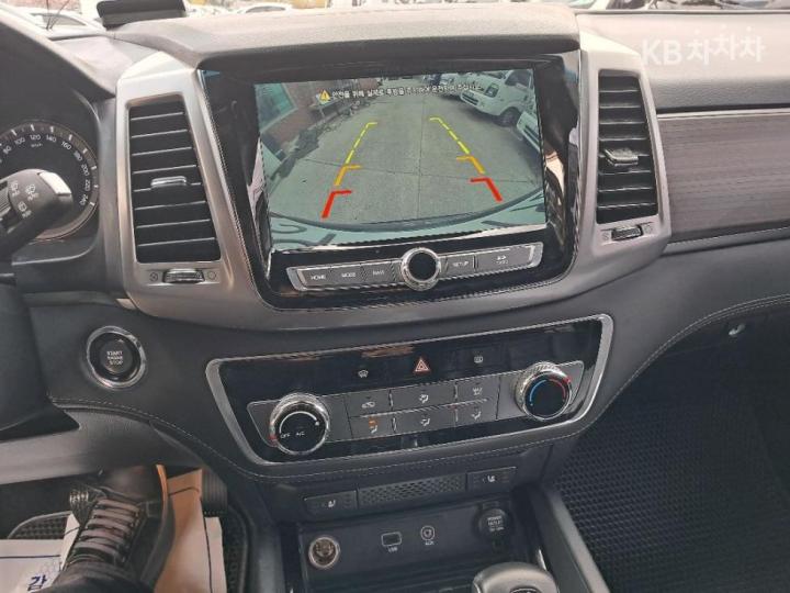 KG Mobility (Ssangyong) Rexton G4 2.2 4WD Eurasia Edition 10