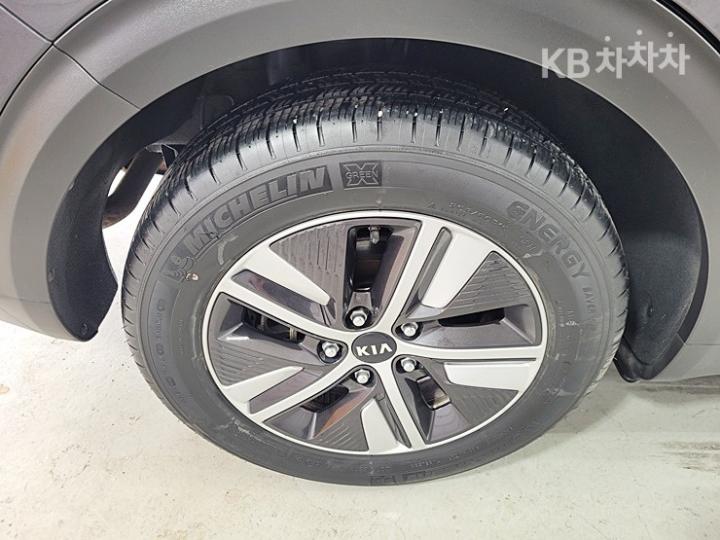 Kia Niro 1.6 HEV Prestige 10