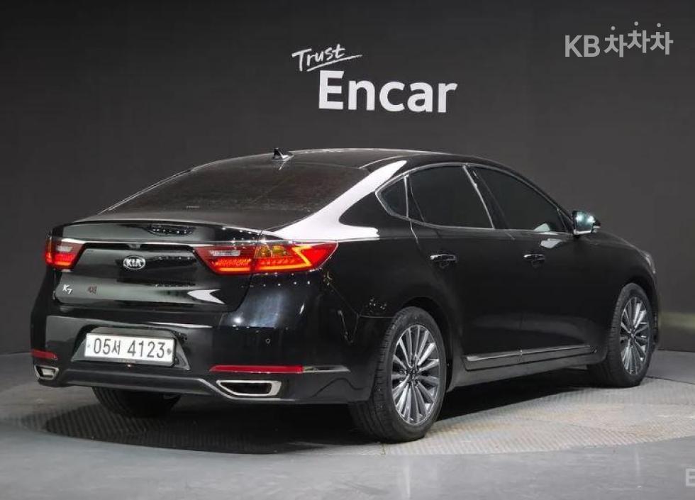 Kia K7 — miniaturë 2