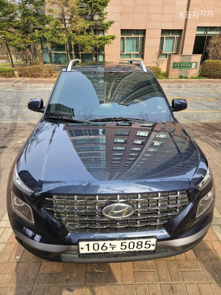Hyundai Venue Gasoline 1.6 Modern