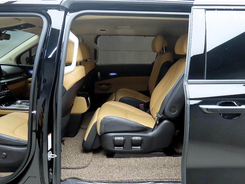 2022 Kia 4 photo