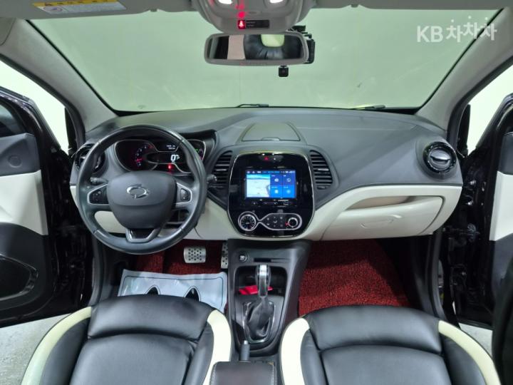 Renault QM3 New RE Signature 7