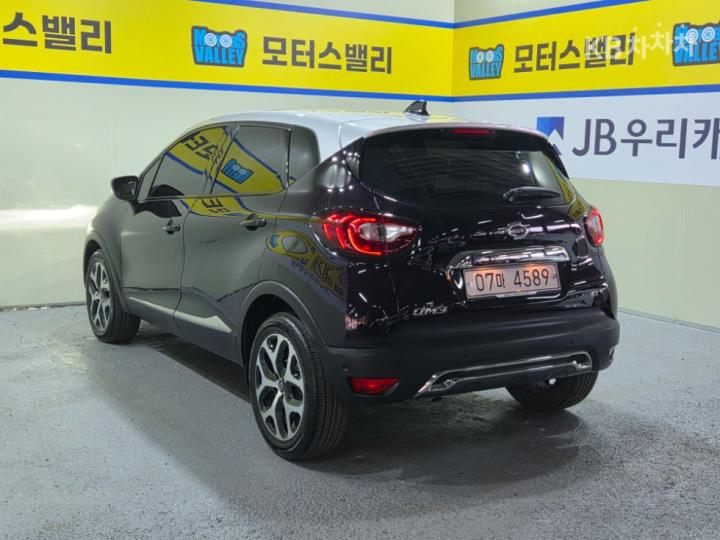 Renault QM3 New RE Signature 6