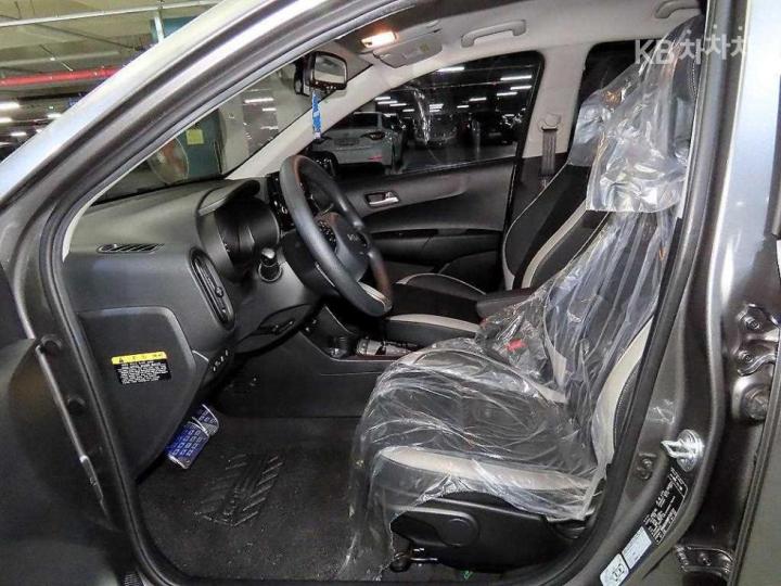 Kia Morning Urban JA 1.0 Gasoline Prestige 7