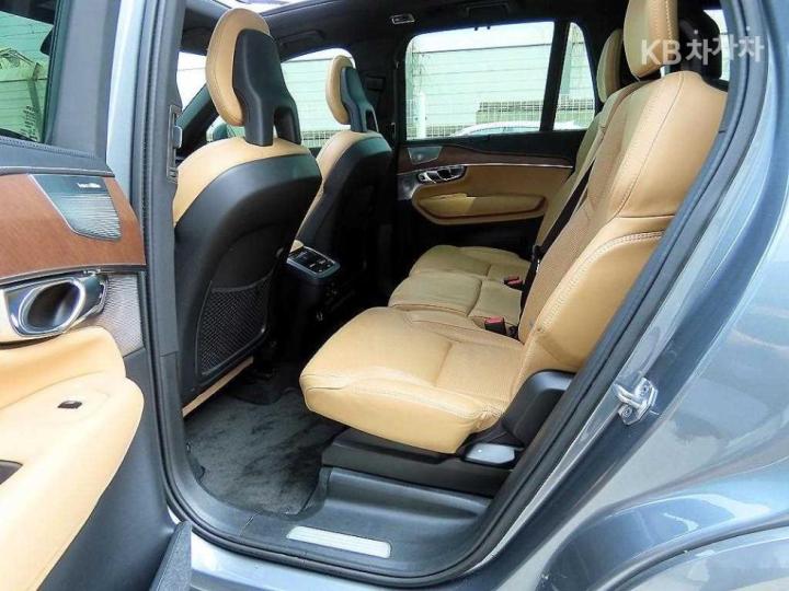 Volvo XC90 D5 Inscription 7
