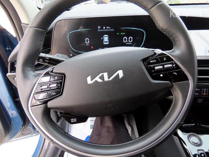 Kia Niro The 1.6 HEV Prestige 9