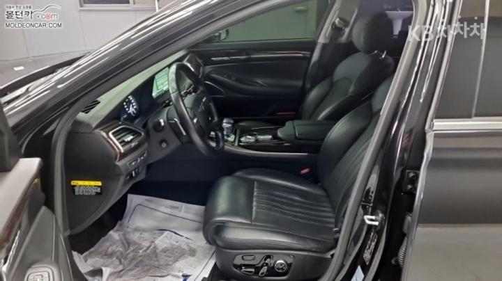 Genesis EQ900 3.8 GDI AWD Luxury 10