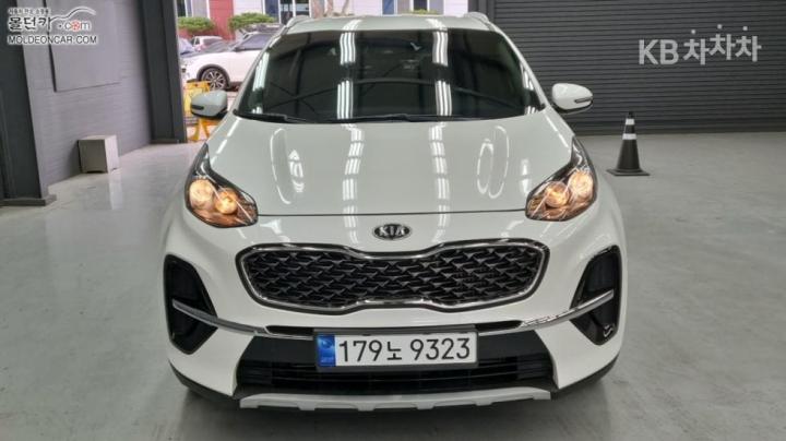Kia Sportage The Bold 2.0 Diesel 2WD Prestige 4