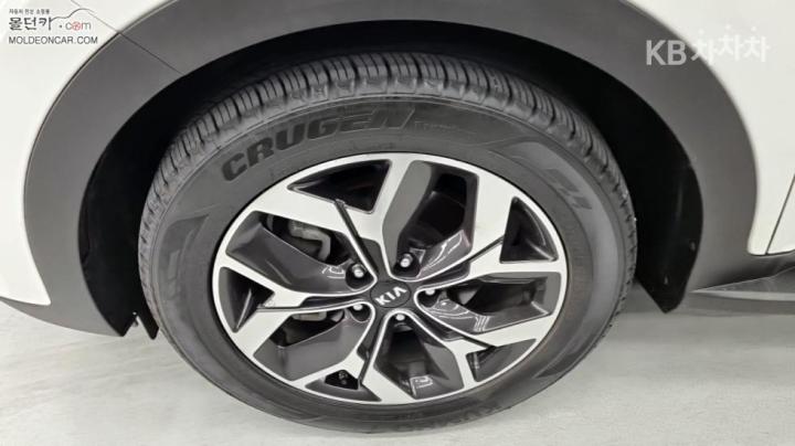 Kia Sportage The Bold 2.0 Diesel 2WD Prestige 7